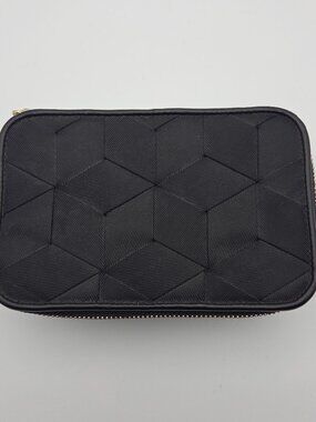 Welden Geometric Travel Organizer